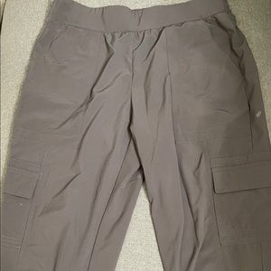gray ideology cargo pants, size small